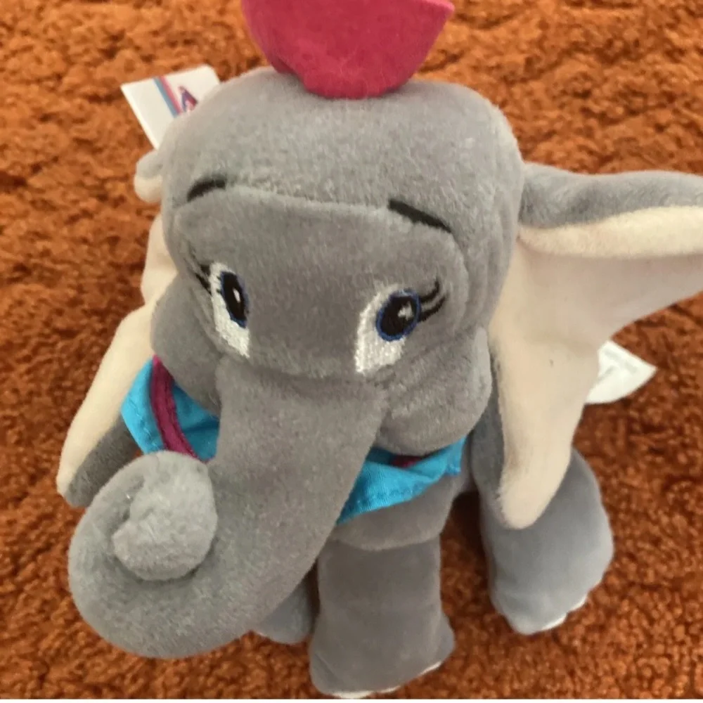Disney Store Dumbo Flying Elephant About 8” Bean Bag Plush Animal Toy With Tag. - Picture 2 of 11